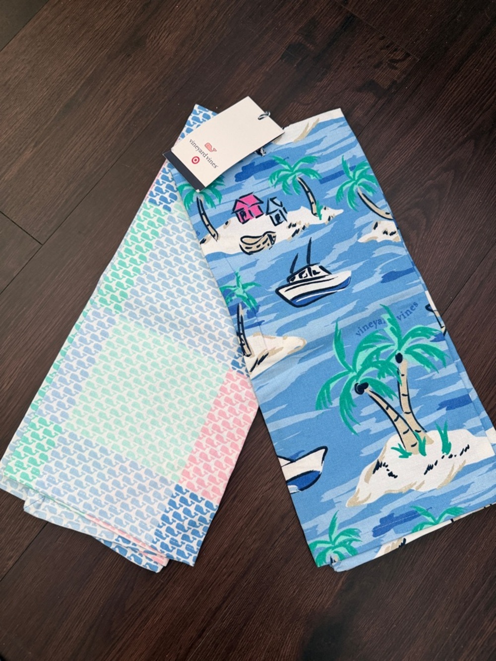 Vineyard Vines Kitchen Towels